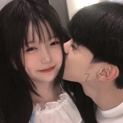 逃离昏暗下的小村
